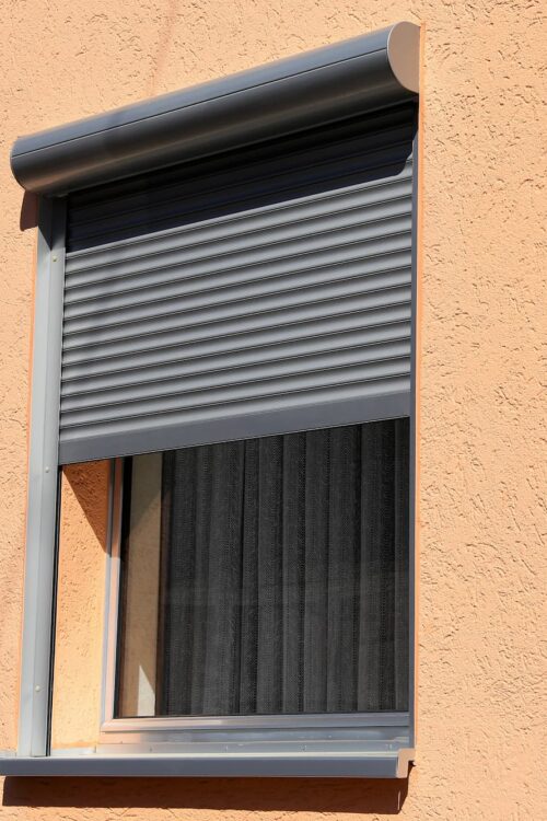 Pose de volets en aluminium et PVC pour professionnels et particuliers proche de Strasbourg et Haguenau Ostwald 1